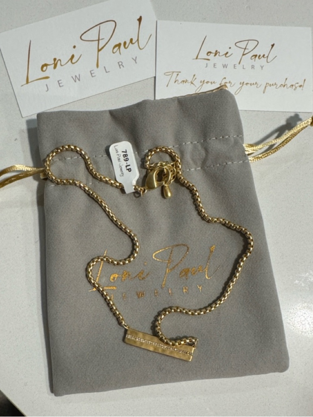 🏅🍫💎NWT Loni Paul Matte Gold Bar Necklace 17-19” TINY Damage